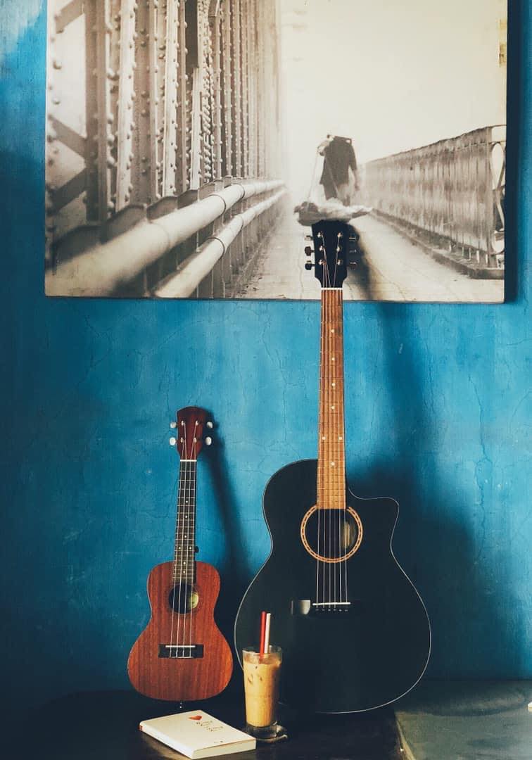 Join Hue Cafe Roastery to enjoy the rustic music space at Hue 10