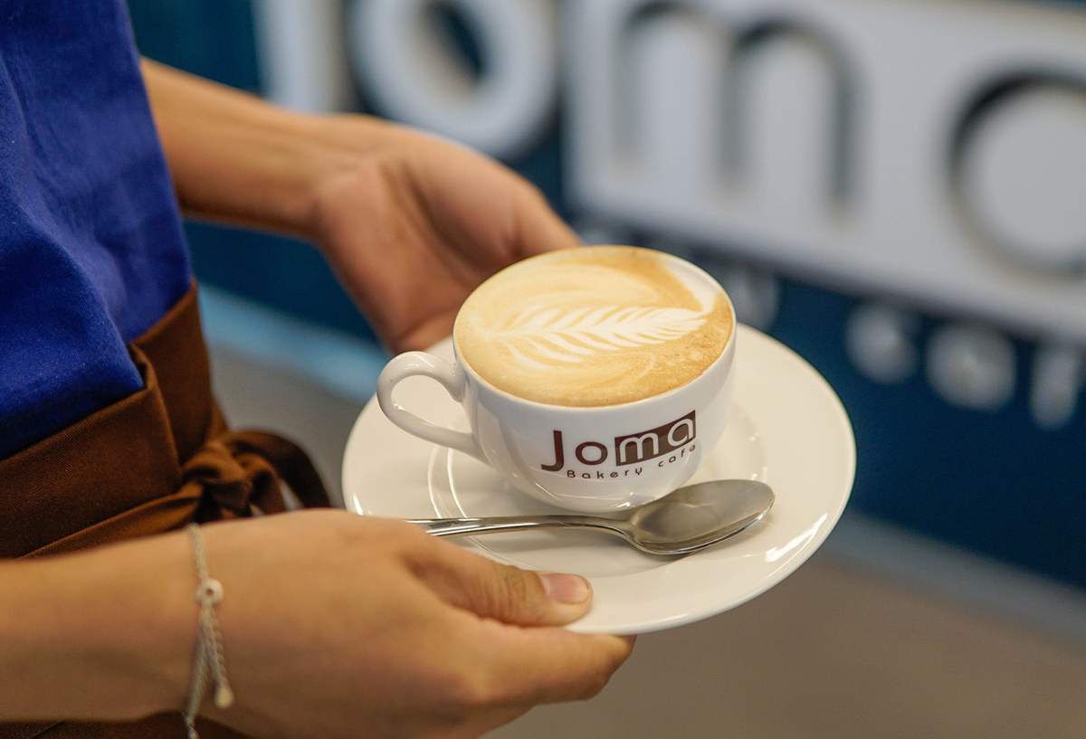Joma Bakery Cafe - Coffee and cake paradise 11