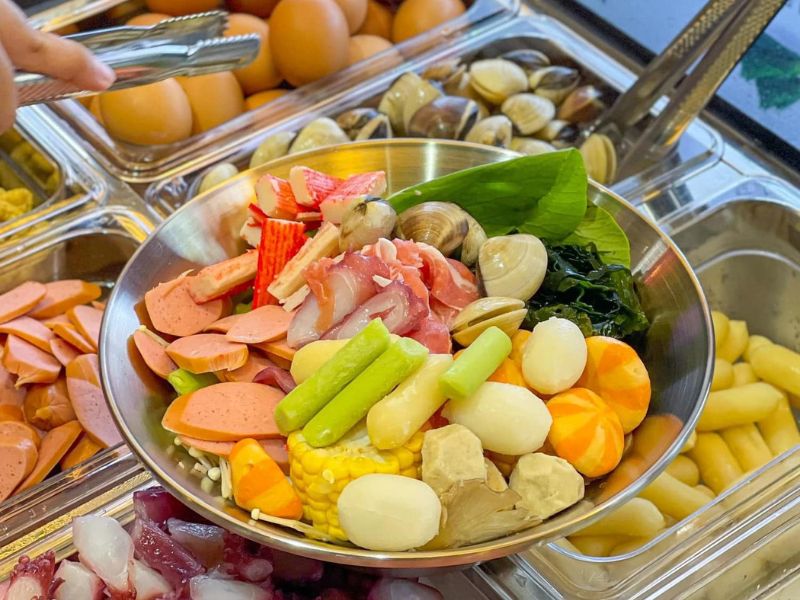 Eat well with 5+ delicious Tokbokki Buffet locations in Saigon 6