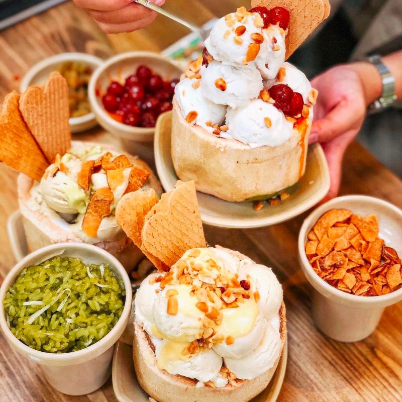 Top 6 places to enjoy Con Dao coconut ice cream right in Hanoi 2