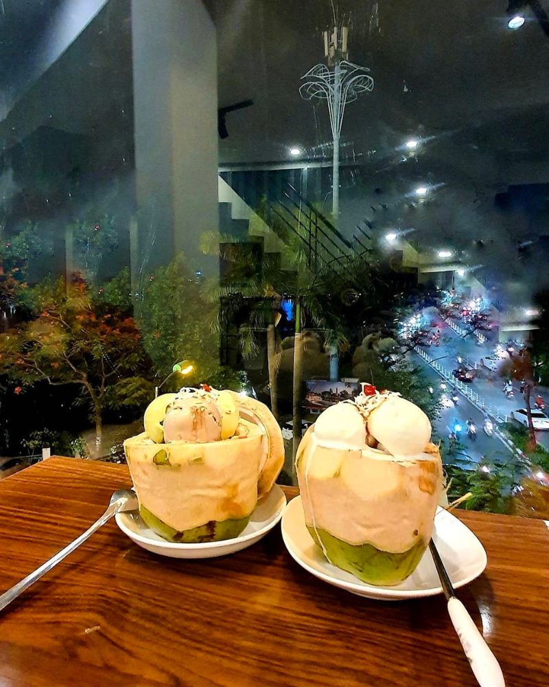 Top 6 places to enjoy Con Dao coconut ice cream right in Hanoi 11
