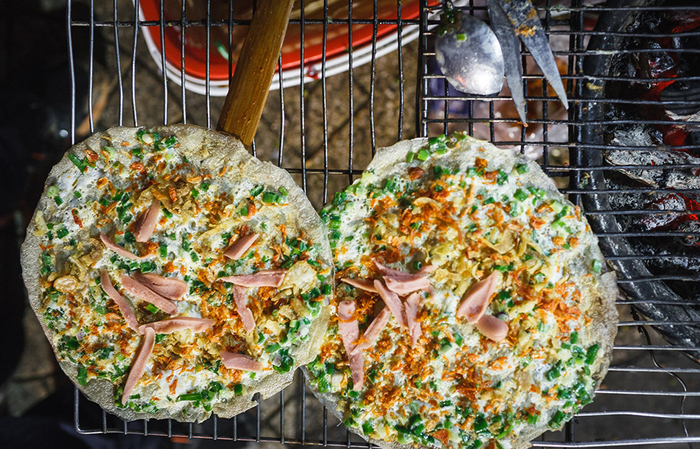 Explore Da Lat market cuisine with super attractive dishes 7