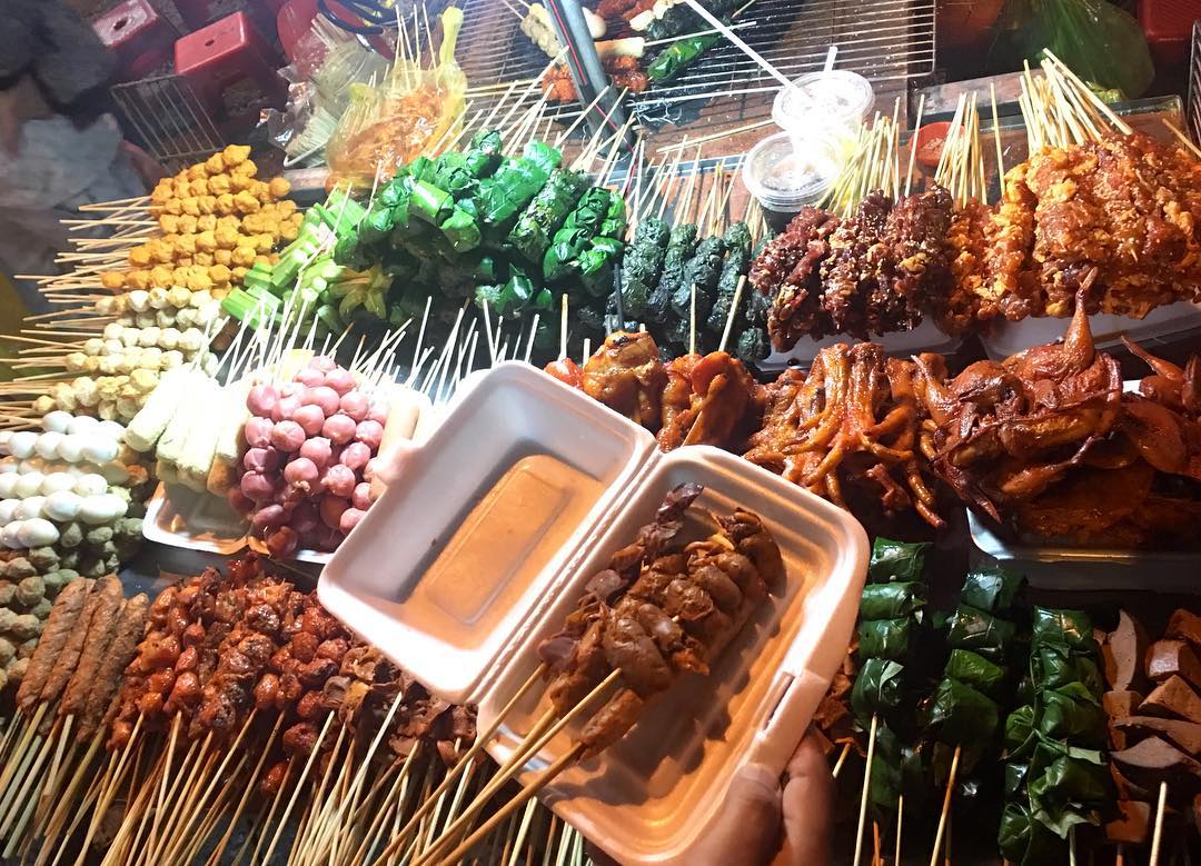 Explore Da Lat market cuisine with super attractive dishes 4