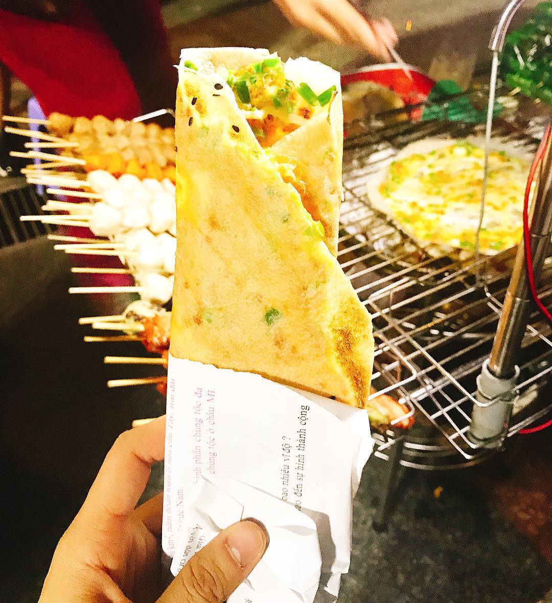 Explore Da Lat market cuisine with super attractive dishes 8