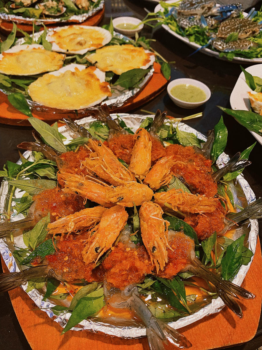 Discover the unique Kim Chi crab hotpot only available in the flower city 5