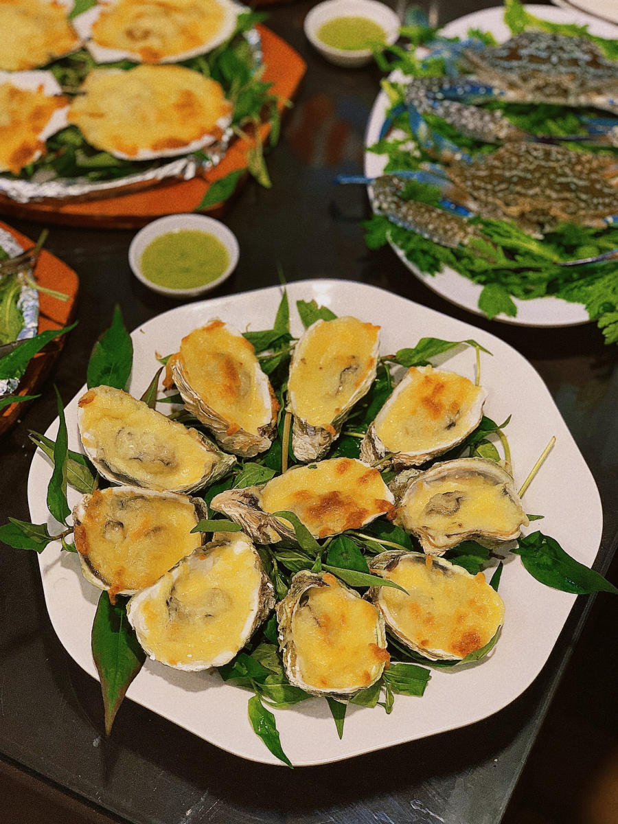 Discover the unique Kim Chi Crab Hotpot only available in the 16th city of thousands of flowers