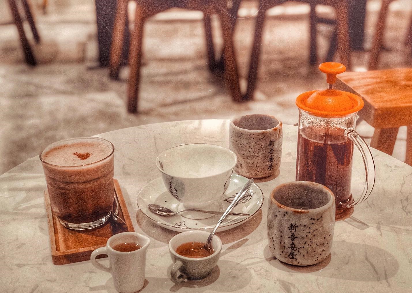 Explore The Married Beans Workspace - Korean-style cafe 5