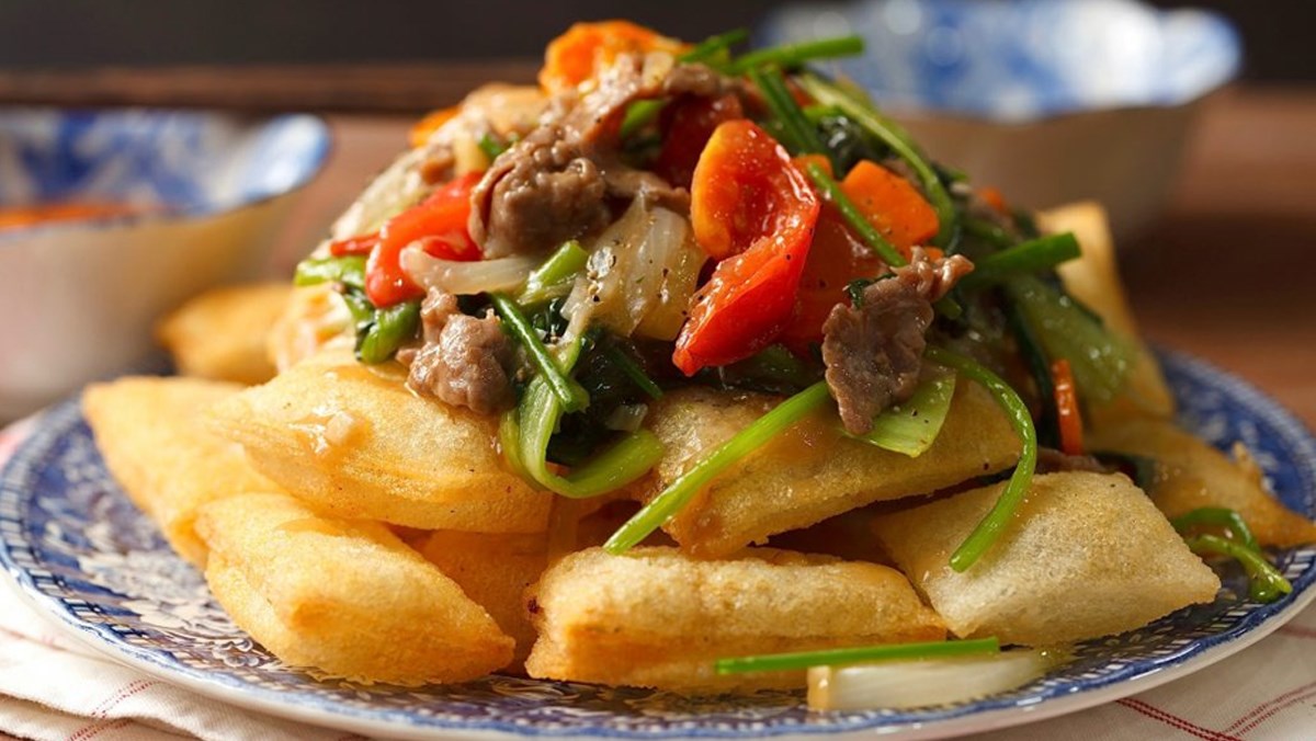 Discover the top 8 fried pho restaurants in Hanoi that delight diners 2