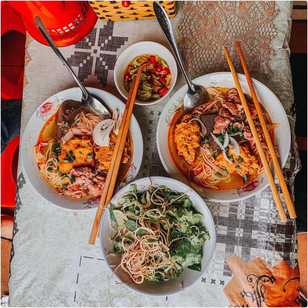 Start a simple new day with Hue breakfast dishes 3