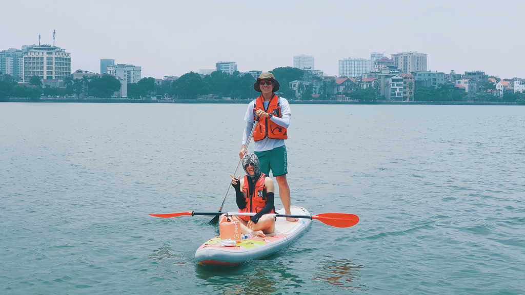 West Lake SUP boating experience and interesting experiences 4