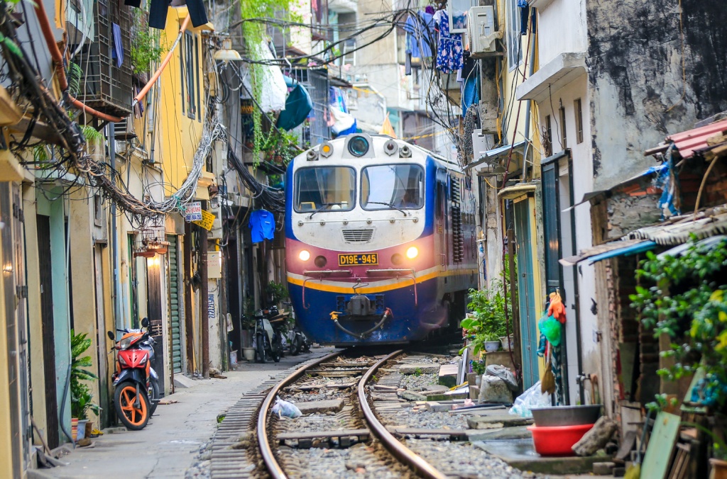 Experience conquering Hanoi tourism from A to Z 4