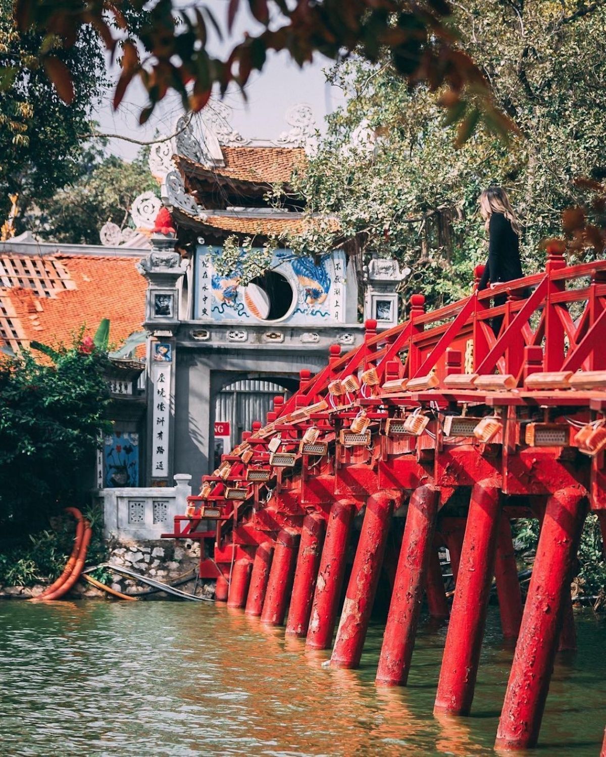 Experience traveling to Hanoi 1 day 1 night on your own 4