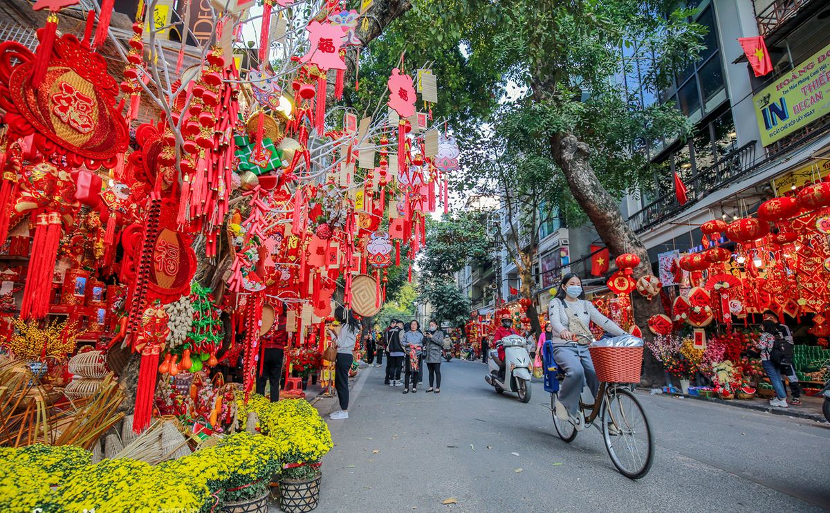 Experience traveling to Hanoi during Tet, forgetting the way home 2