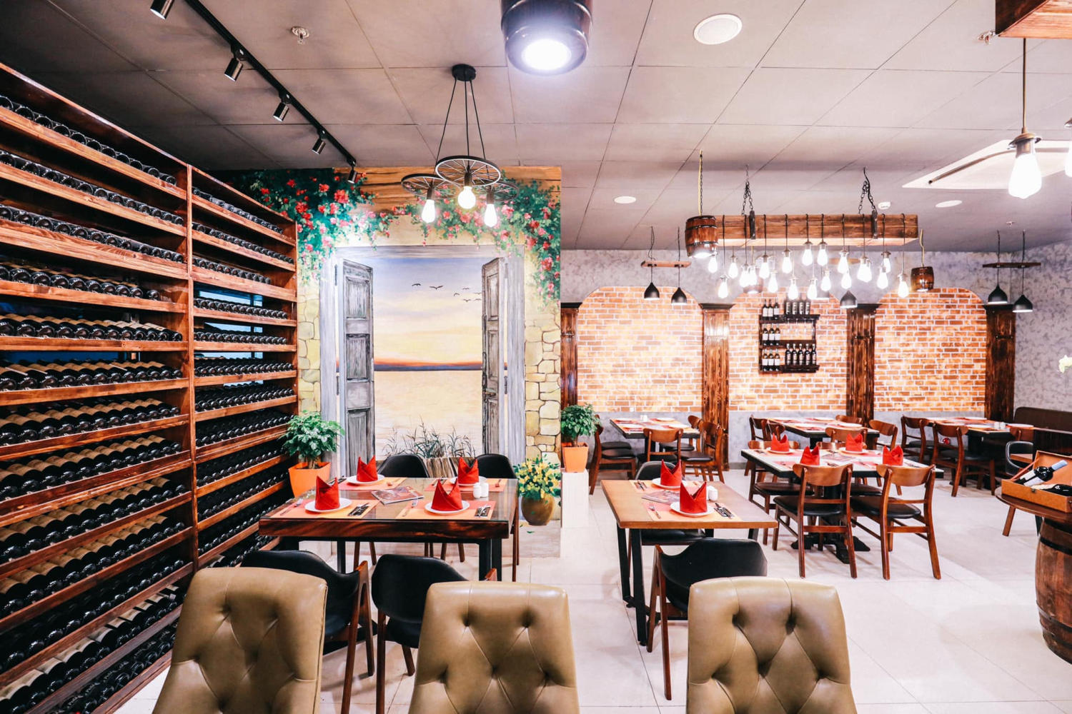L'amour Steak - Classic and luxurious European style restaurant 4