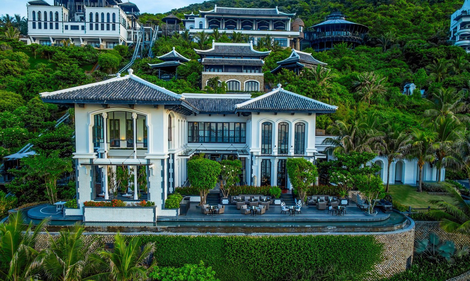 La Maison 1888 - What's in the super luxurious restaurant ranked among the world's best in Da Nang? 5