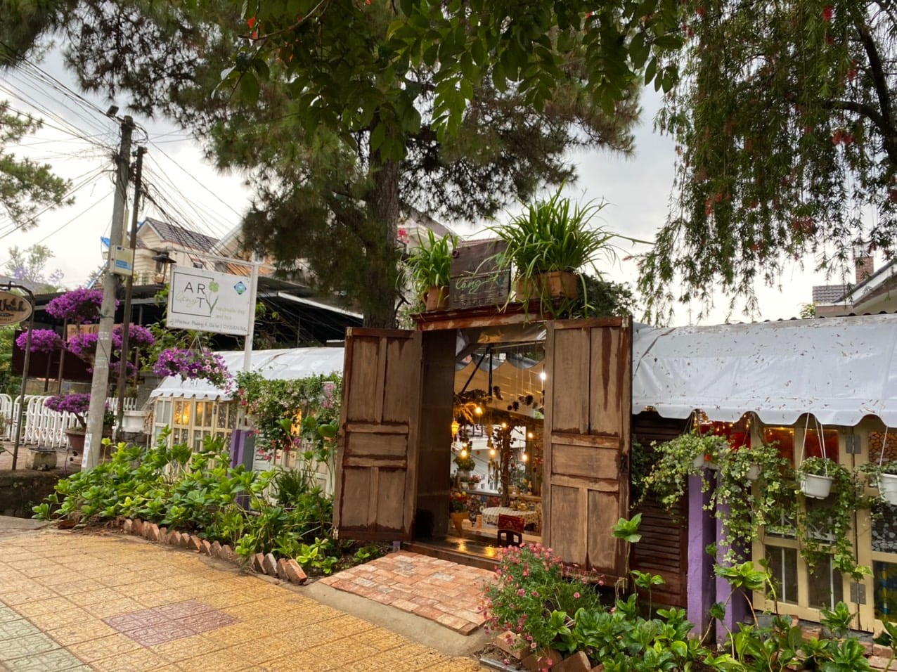 Quiet Art Cafe - Quiet coffee experience for deaf children in the heart of Da Lat 2
