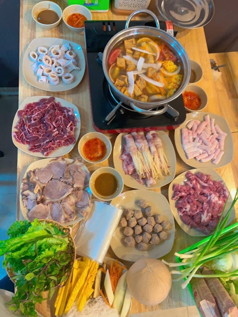 Save now 15 delicious vinegar beef hot pot restaurants in Hanoi 10