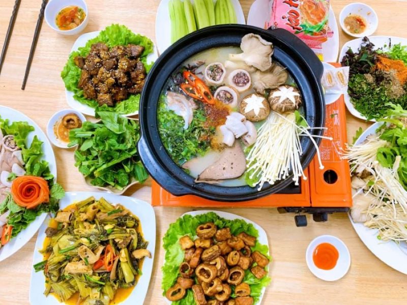 12 places to enjoy famous delicious Hanoi porridge hotpot 2