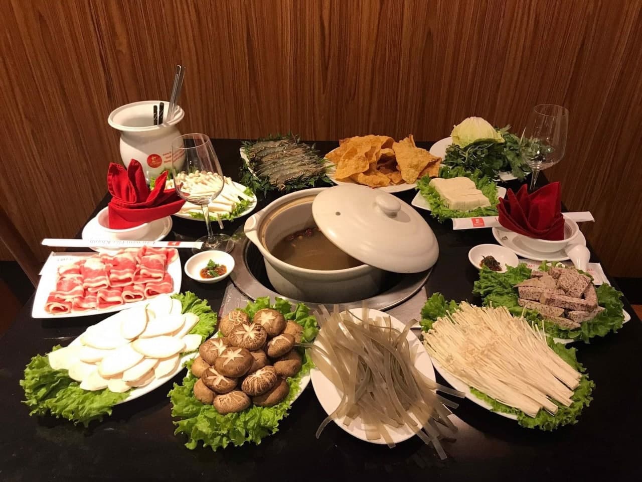 Gia Khanh Mushroom Hot Pot - Impressive sweetness of Hanoi cuisine 6