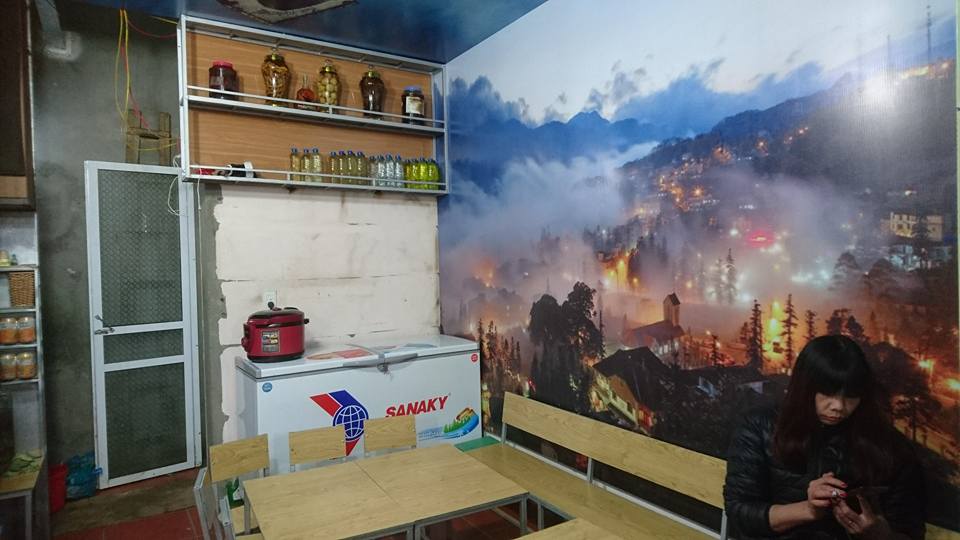 Sapa Hoa Phuong grilled hotpot - Let's explore the island of delicious restaurants that attract customers 4