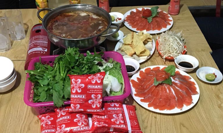 Sapa Hoa Phuong grilled hot pot - Let's explore the island of delicious restaurants that attract customers 16