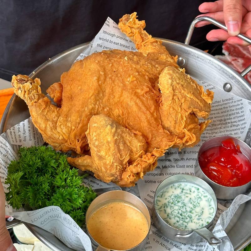 Lau Phan, a famous long-standing hot pot brand of the capital 11