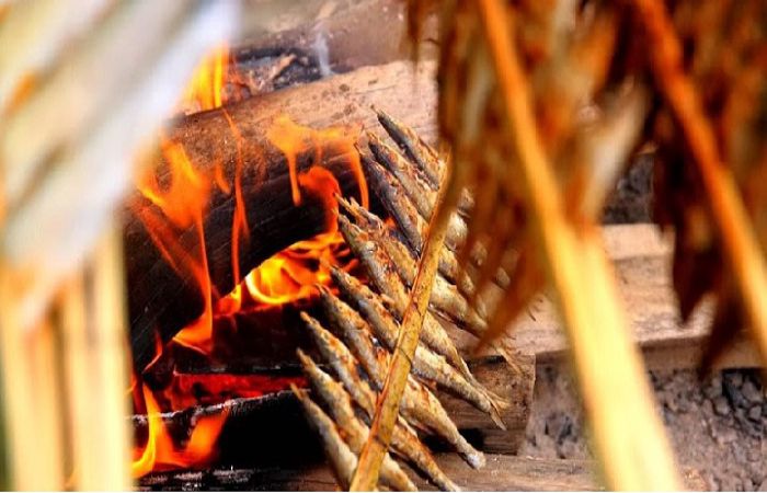 Go to Sapa to enjoy grilled stream fish specialties - Delicious dishes typical of the Northwest highlands 4