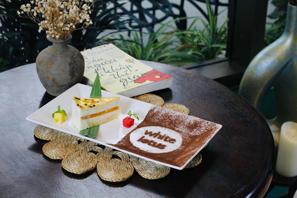 Lotus House - Beautiful white lotus coffee shop in Hue 5