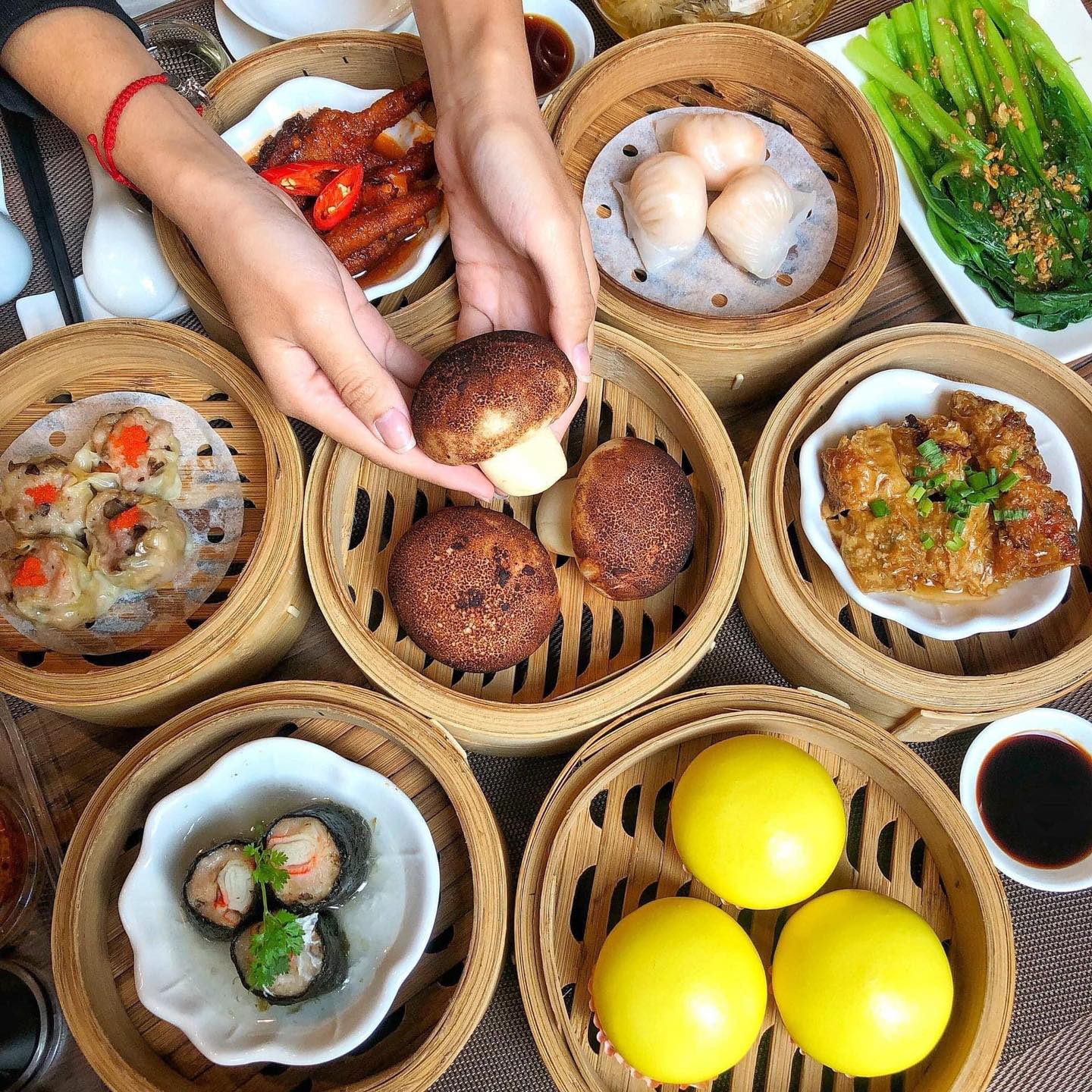 Save now 3 famous and delicious Hanoi dimsum restaurants in the capital 4