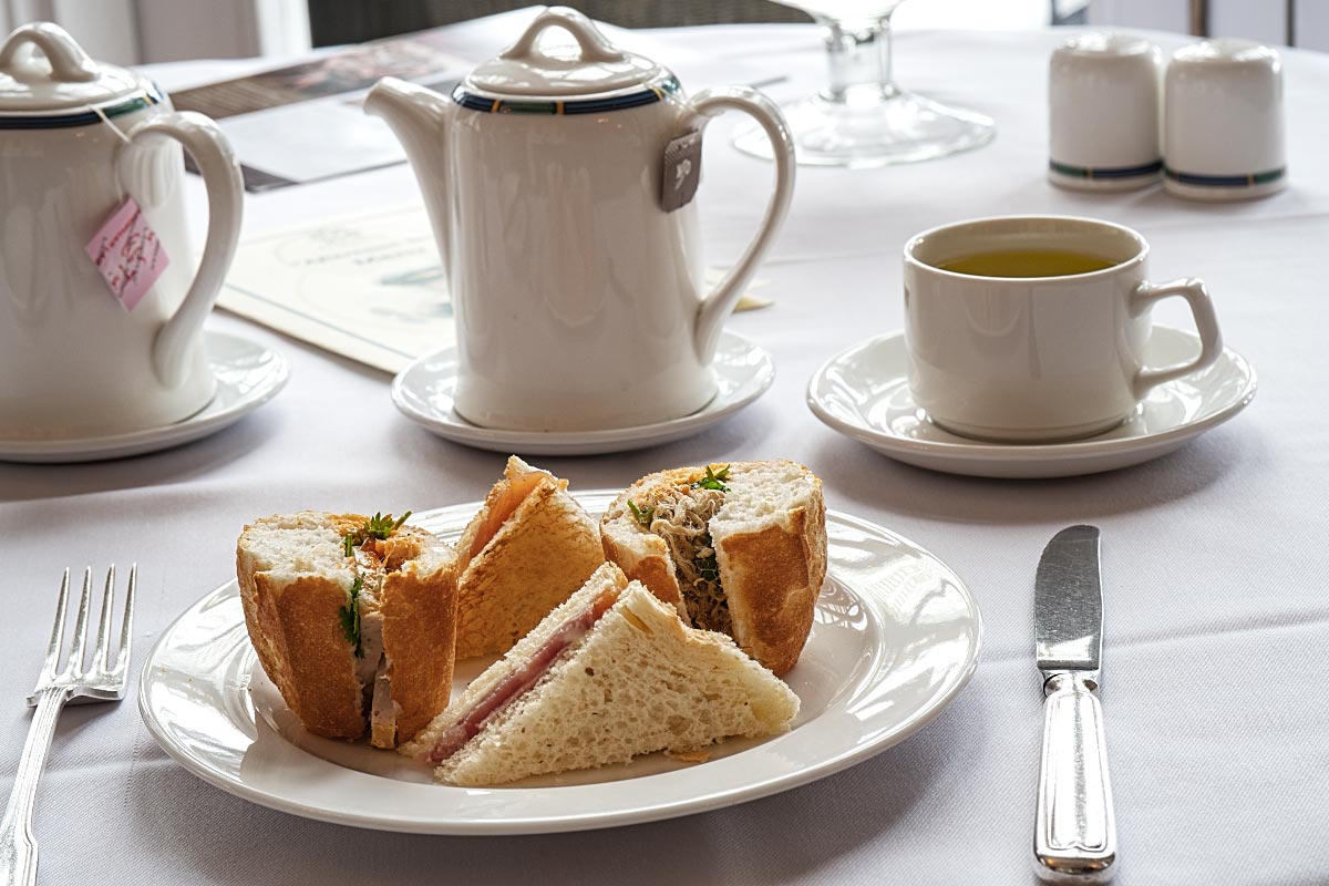 Save the spots serving afternoon tea in Da Lat right away for a luxurious date 5