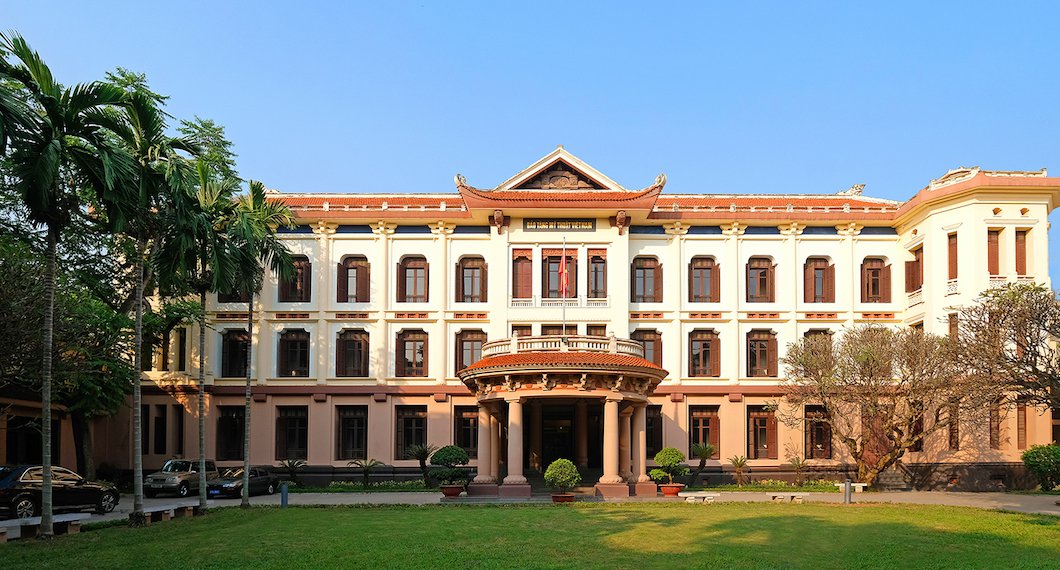 Save a 2-day itinerary for first-time visitors to Hanoi 7