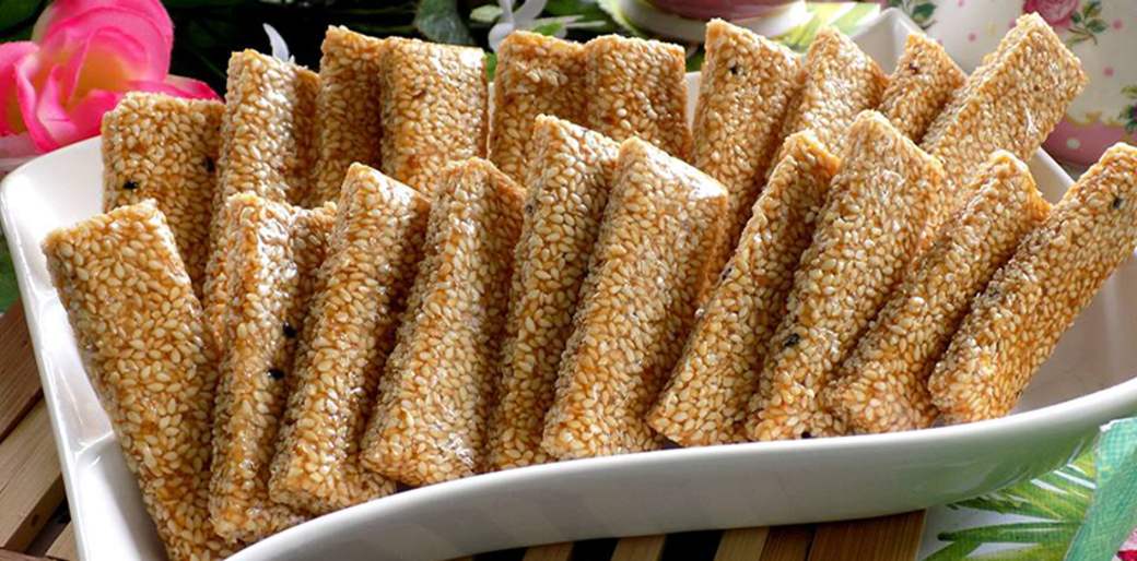 Hue Sesame Candy - A specialty rich in the flavors of the ancient capital 8