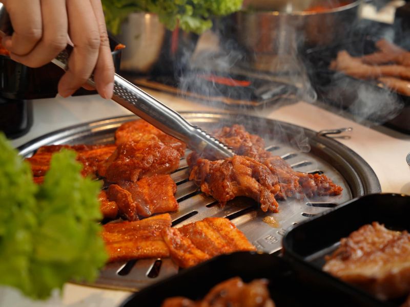 Meat and Meet - A buffet restaurant with Korean standards 8