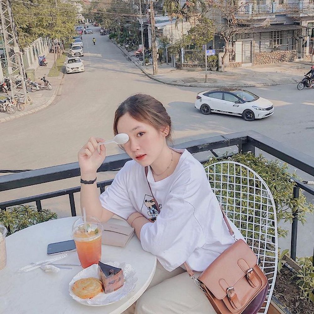 Dreaming about delicious drinks and cakes at Gardénia Coffee Bakery 19