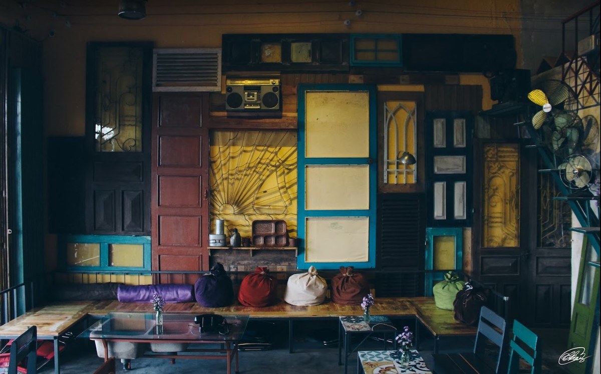 A glimpse of the past from his grandparents' time in Danang 1975 Café 5