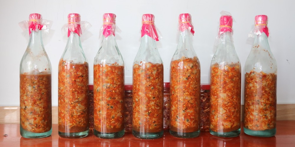 Bought Lang Co oyster sauce as a gift for my boss, and every year my boss gave me time off to travel to Hue 8