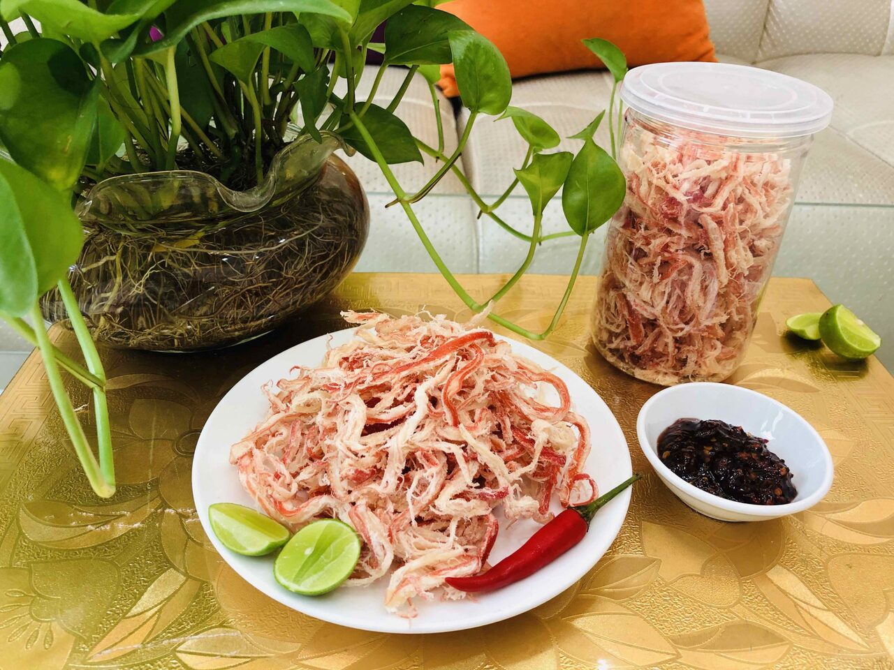 Da Nang dried squid - Famous specialty sought after by foodies 8