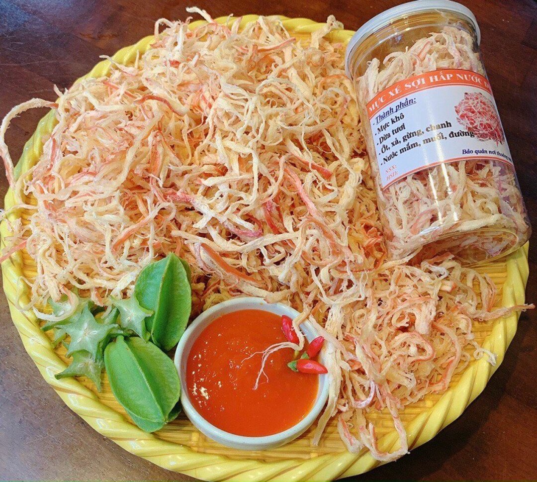 Da Nang dried squid - Famous specialty sought after by foodies 10