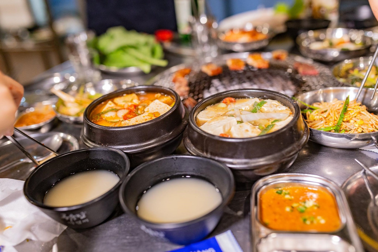 If you want to experience authentic Korean barbecue, you must go to Samwon Restaurant right away