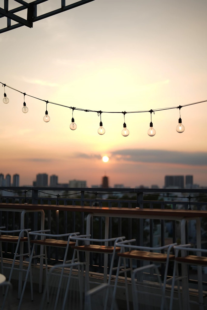 Sunny Rooftop Coffee, a place to watch the sunset and listen to soft acoustic music 10