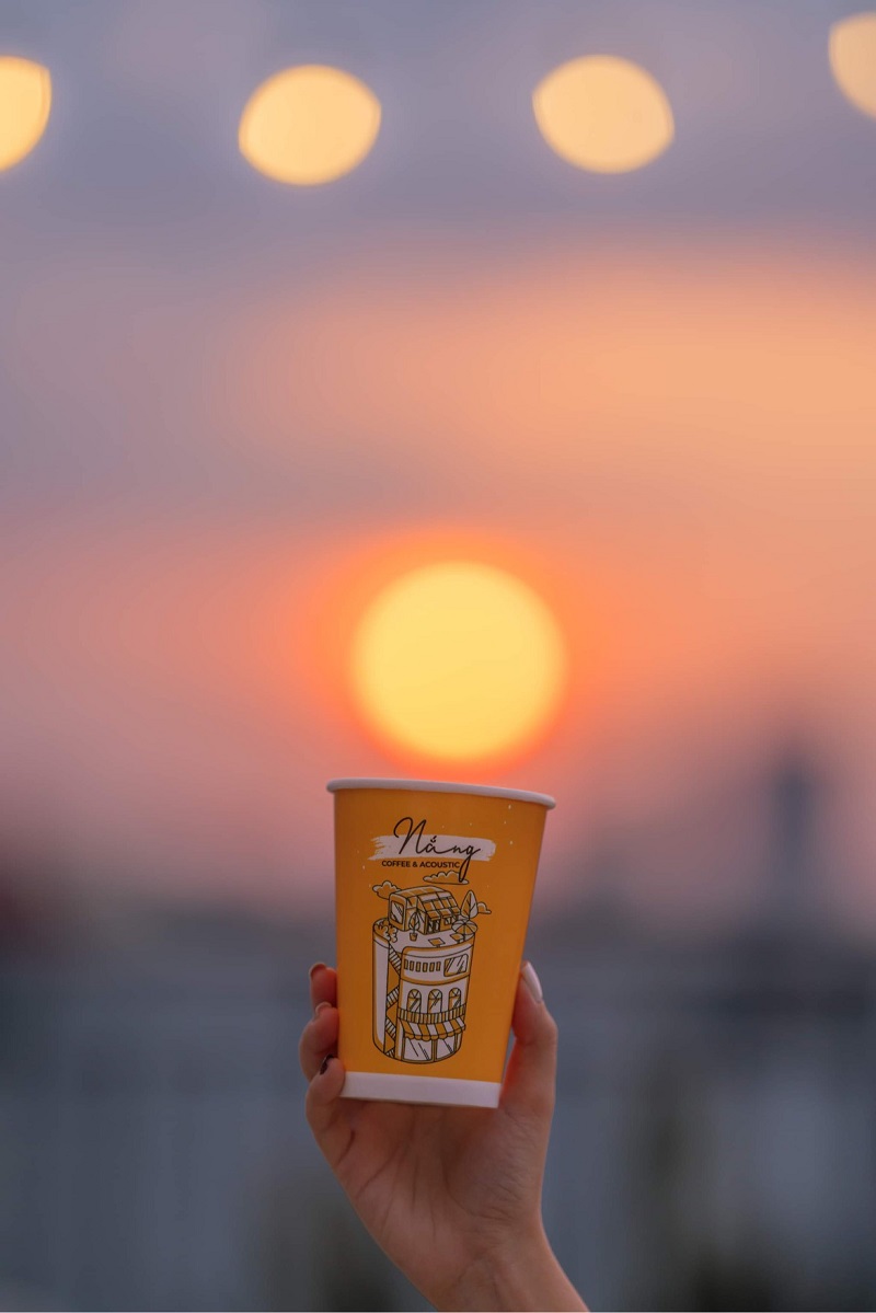 Sunny Rooftop Coffee, a place to watch the sunset and listen to soft acoustic music 8