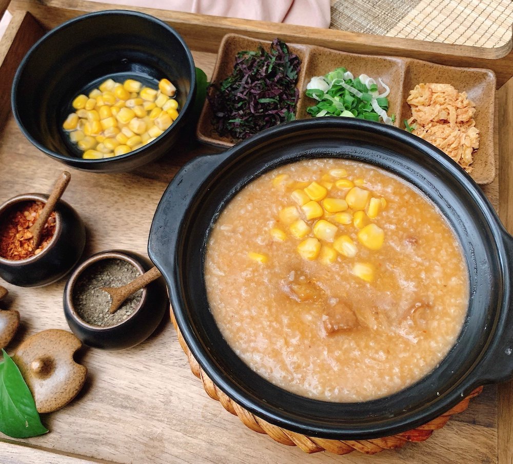 Raising the level of Vietnamese porridge in An Nam Hanoi Porridge 6