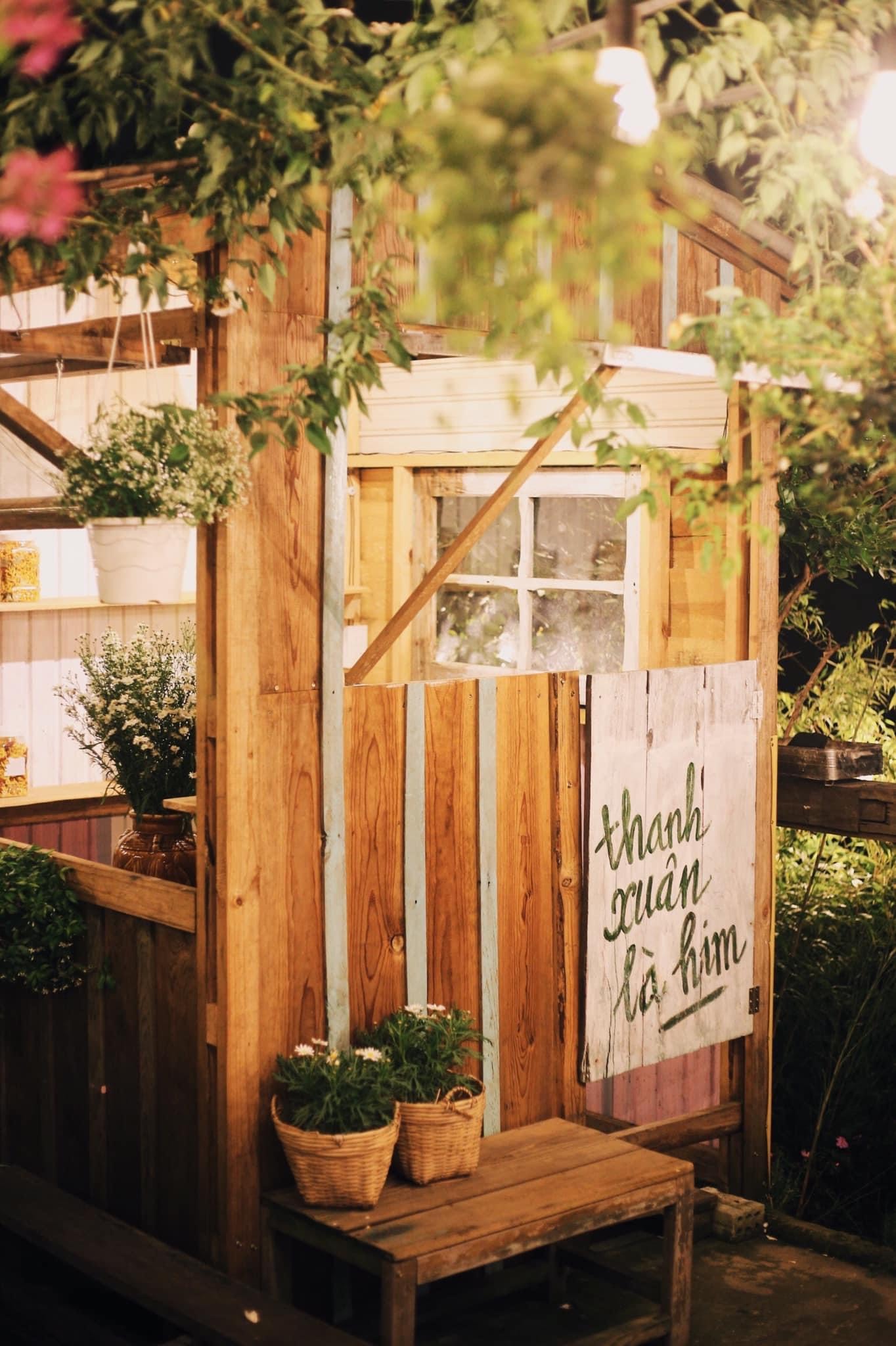 Him Cafe - Be amazed by a peaceful little corner in dreamy Da Lat 2