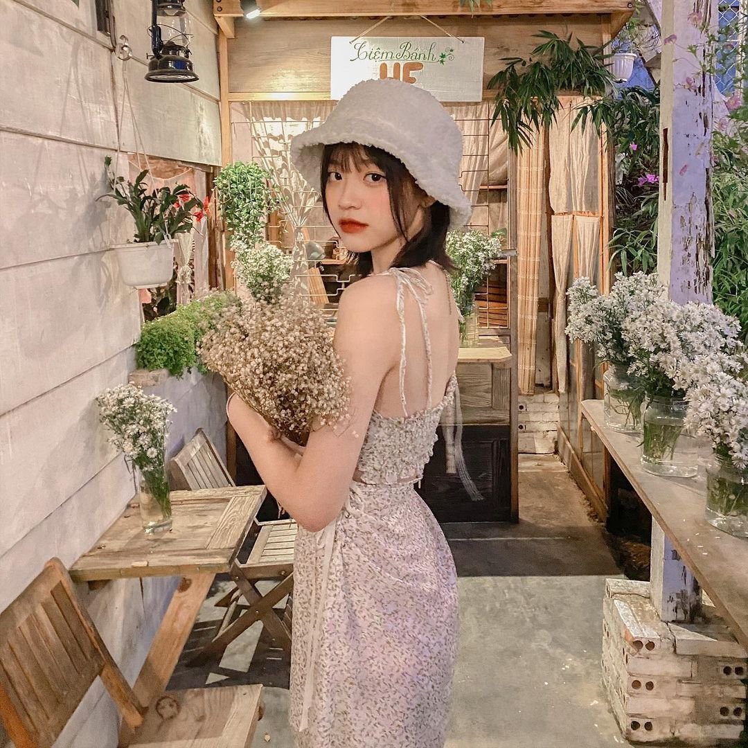 Him Cafe - Be amazed by a peaceful little corner in dreamy Da Lat 9