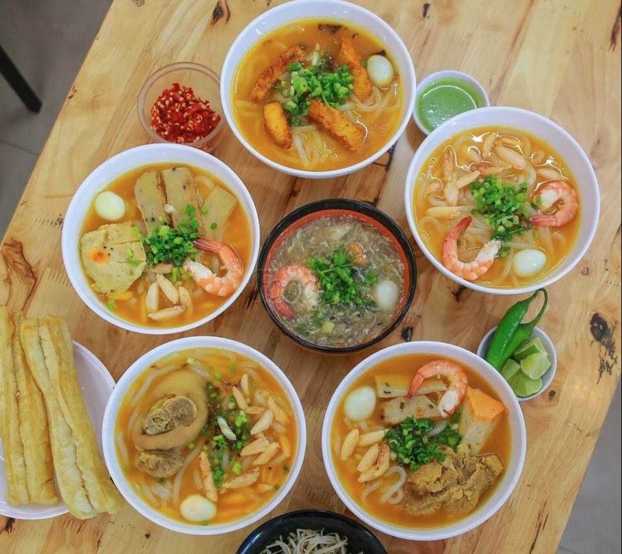 Ecstatic with the top 4 hottest rice noodle soup shops in Da Nang in 2024 2