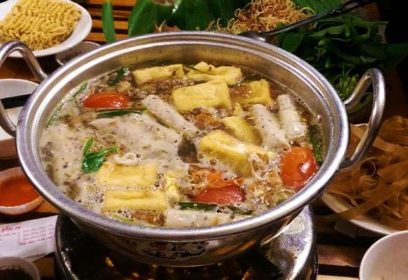 Save now 8 addresses for delicious crab and beef hotpot in Saigon 8
