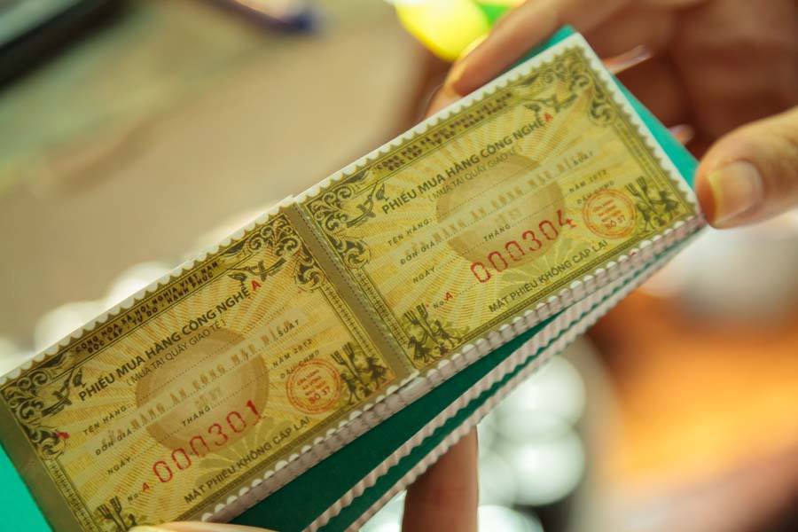 Going back to our grandparents' time in a subsidized restaurant in Hanoi 15