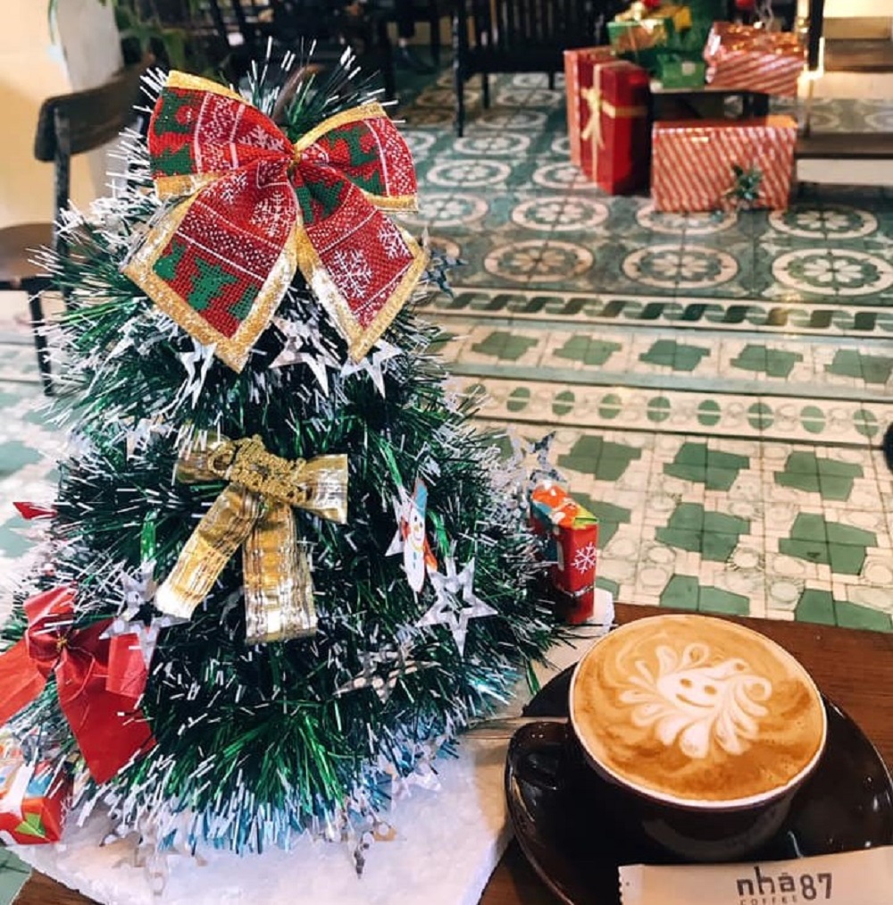 House 87 Coffee - Coffee shop with the most ideal study space in Hue 6