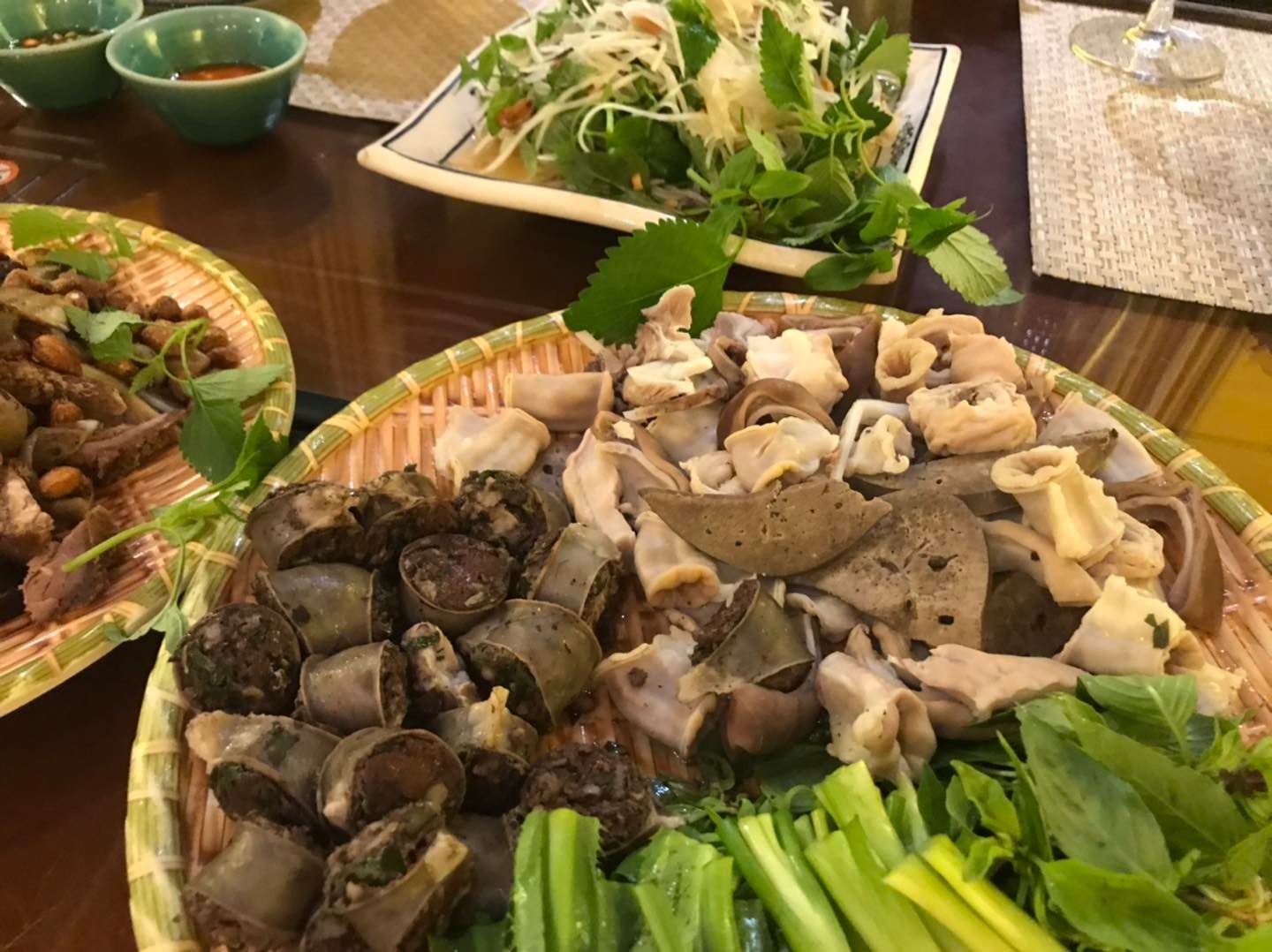 1946 Restaurant - A place that preserves traditional Hanoi cuisine throughout the modern years 6