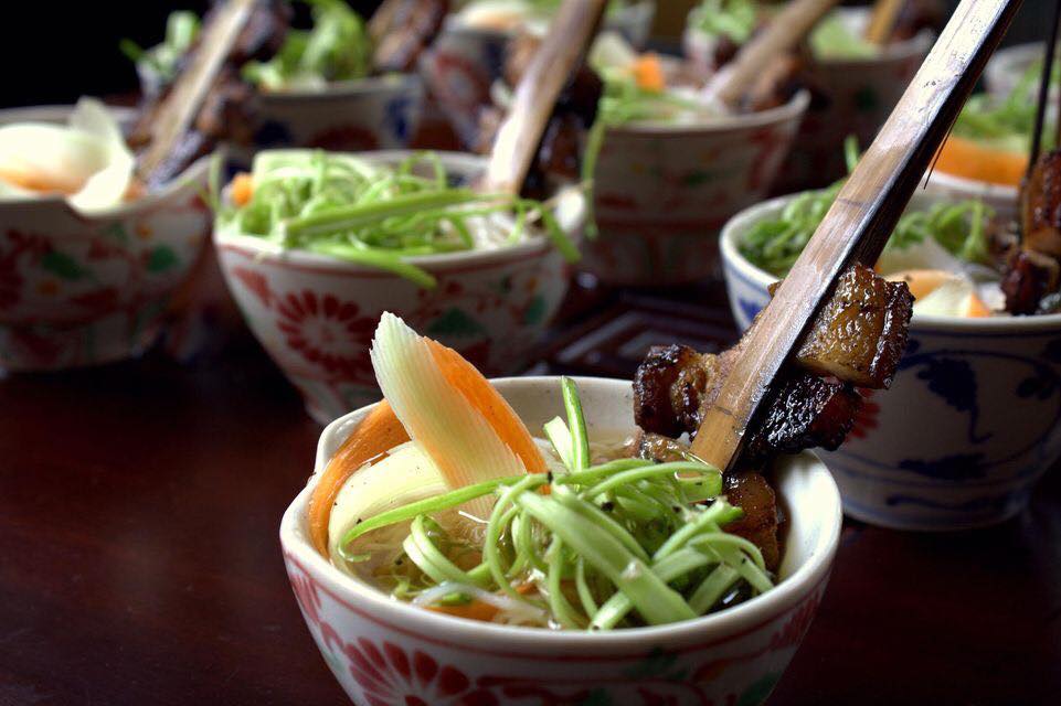 1946 Restaurant - A place that preserves traditional Hanoi cuisine throughout the modern years 7